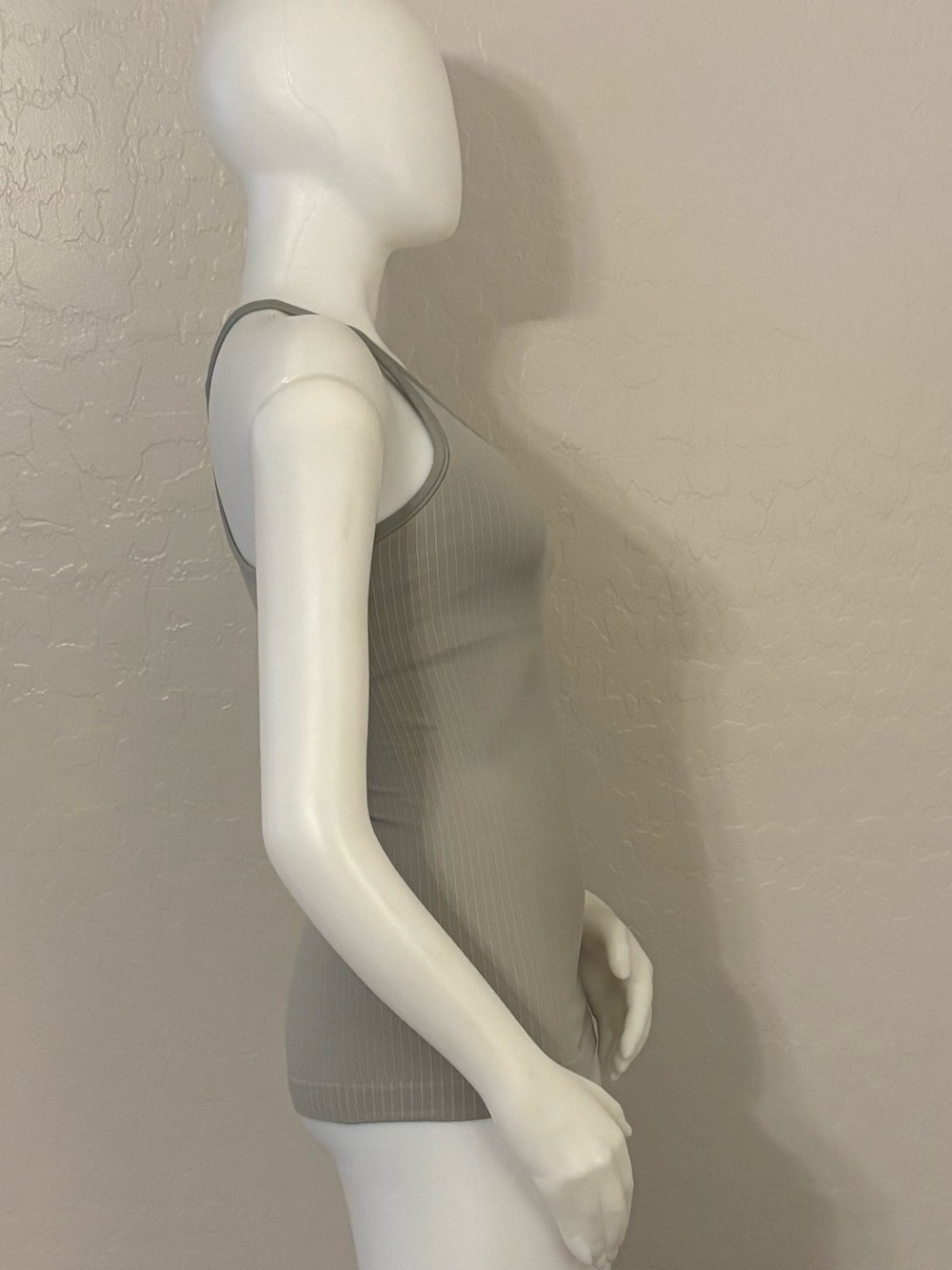 Lululemon Ribbed Y Racer Back Tank Gray Size 6 - Picture 5 of 8